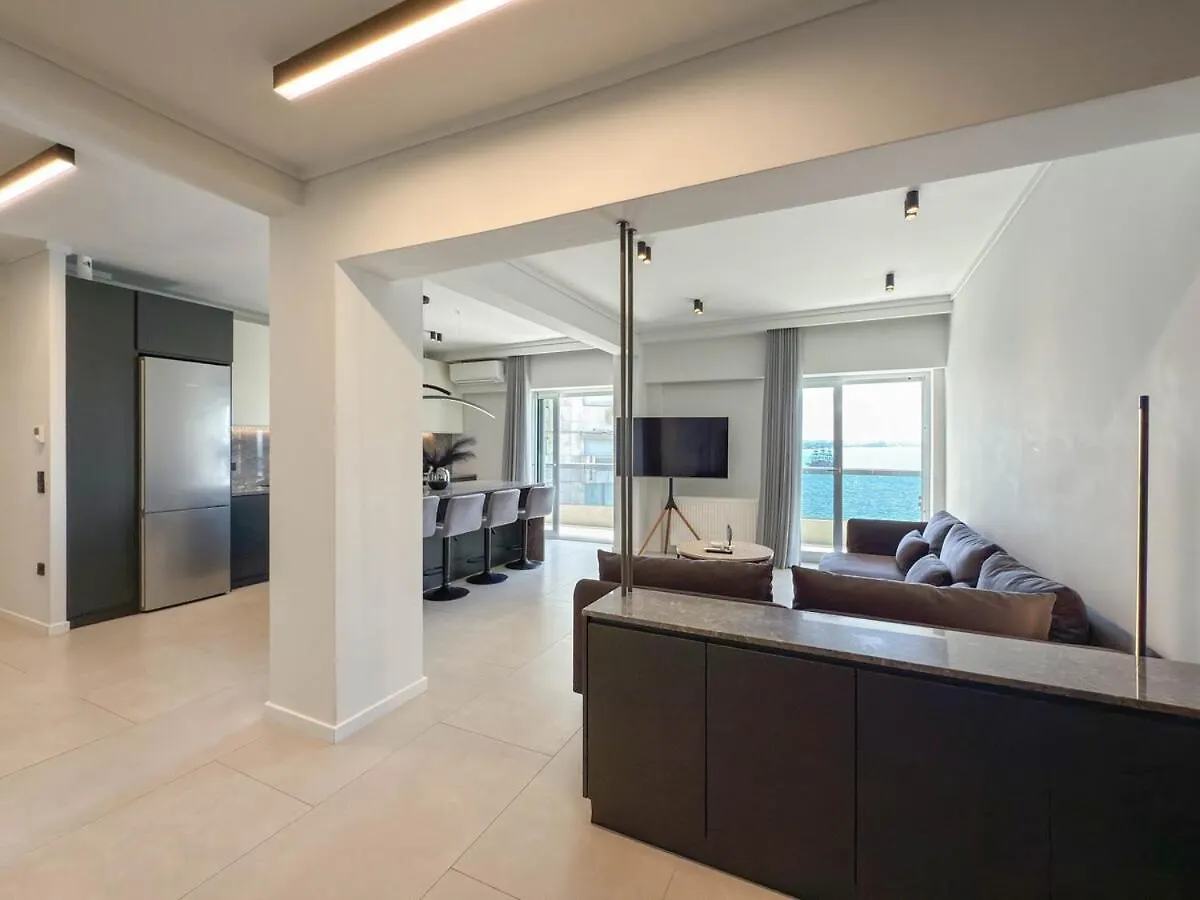 Luxury Sea View Retreat Apartment Thessaloniki