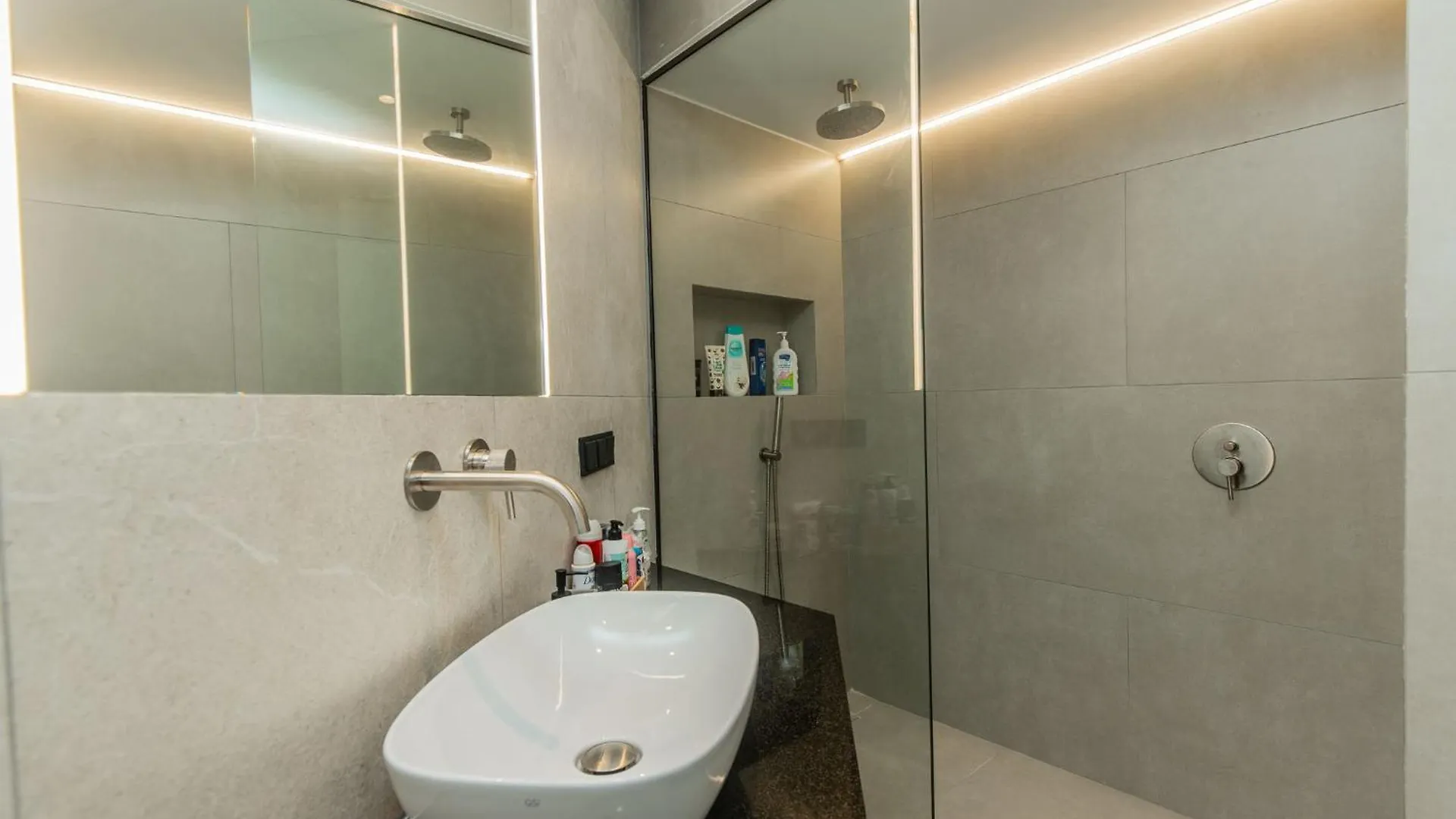 Luxury Sea View Retreat Apartment Thessaloniki